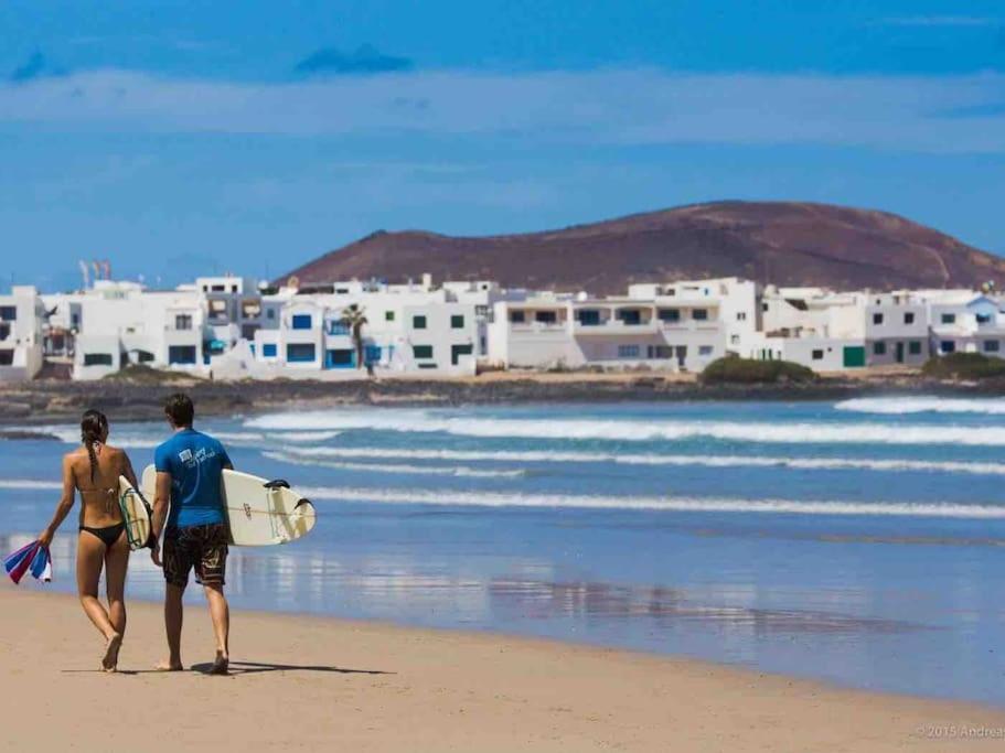 Famara, Apto. En Zona Tranquila A 200M Del Mar. Lägenhet Exteriör bild